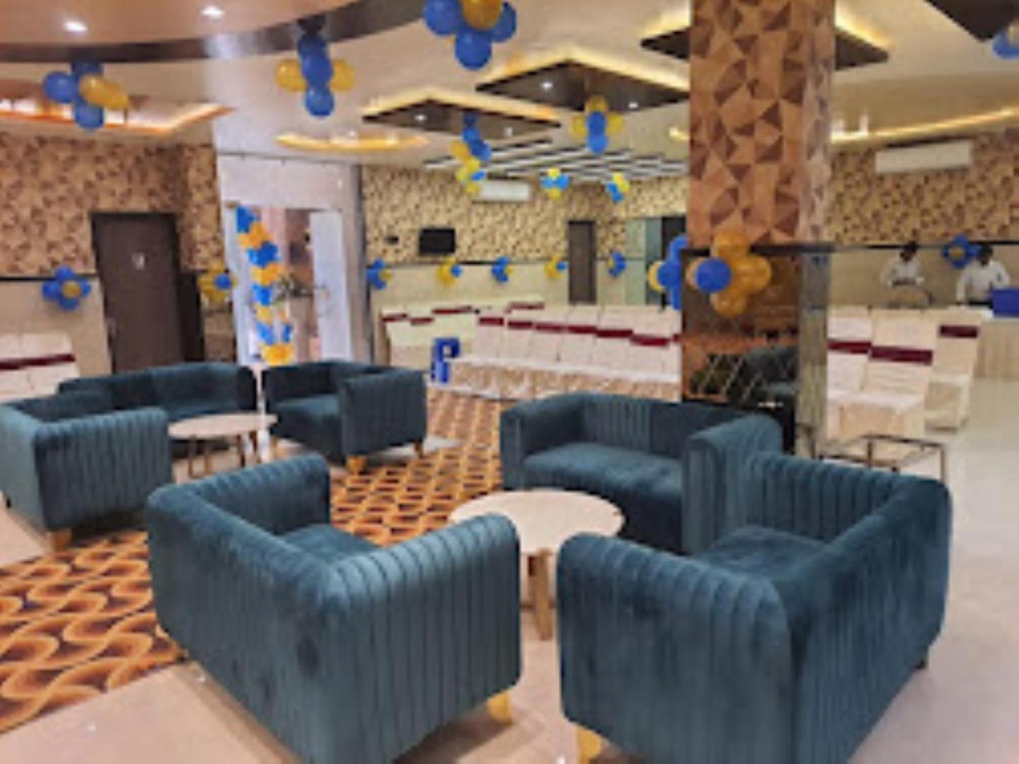 The Imperial Hotel And Convention Centre Kanpur Buitenkant foto